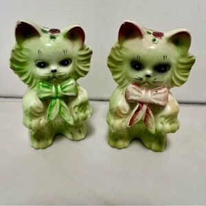 Anthropomorphic Kitty Cat Salt & Pepper Shakers VTG Japan with Corks small Flaws